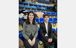 Noémie Reocreux et Antoine Marseille arbitrent pour cette Zone Sénior de Bron (2025)