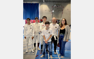 Raphaël, Loucian, Ethan, Arthur, Guillaume et Erin (Arbitre). Valence 2025.