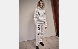 Tenue Complète (Haut + pantalon) - T-shirt Offert