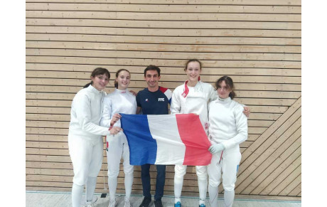 1ere Epreuve Européenne pour Gwendoline, et elle termine 3eme par Equipe.