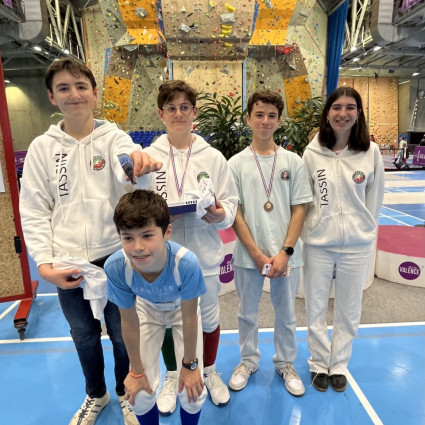 Loucian, Thimothée, Ethan, Arthur et Noémie Reocreux (Coach)