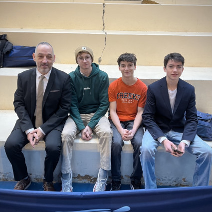 Nos arbitres pour l'occasion : Louis Charmetant, Antoine Marseille et Samuel Barnier avec Guillaume.