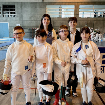 Les chpts du Rhône 2025 : les M11 avec Nathan, Antoine, Clément et Océane. Noémie Reocreux au coaching et Antoine Marseille à l'arbitrage.