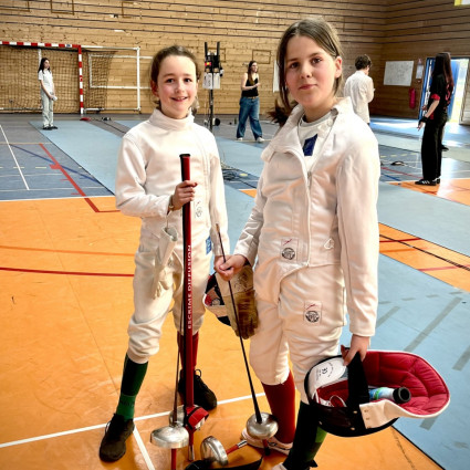 Océane Sorel et Olivia Michel  en equipe (M11) la Fête de l'épée - EOL - 2026